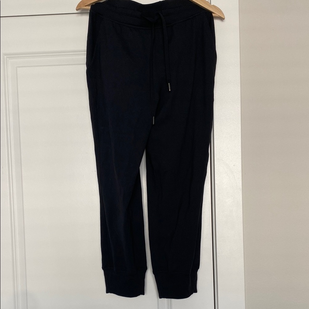 Lululemon Women’s Black Jogger Pants